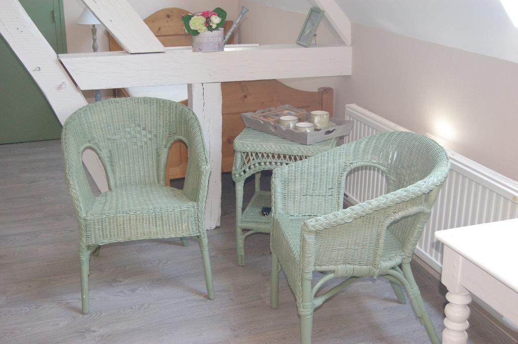 La Chaiserie La Croix-Saint-Leufroy Room photo